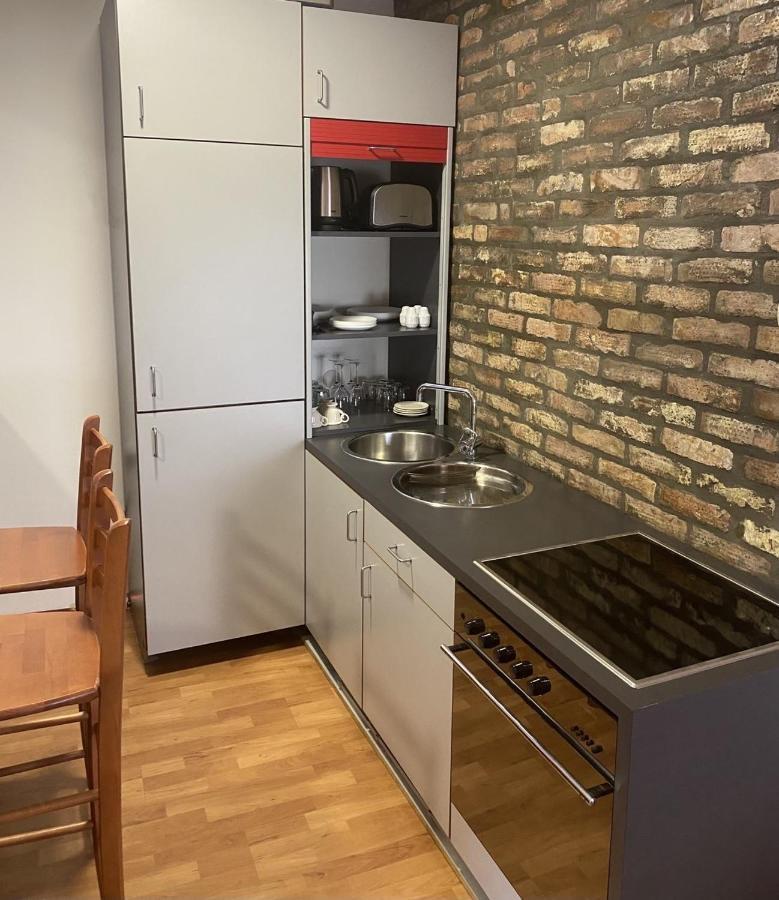 Twin Studio Apartments Zemun Βελιγράδι Εξωτερικό φωτογραφία