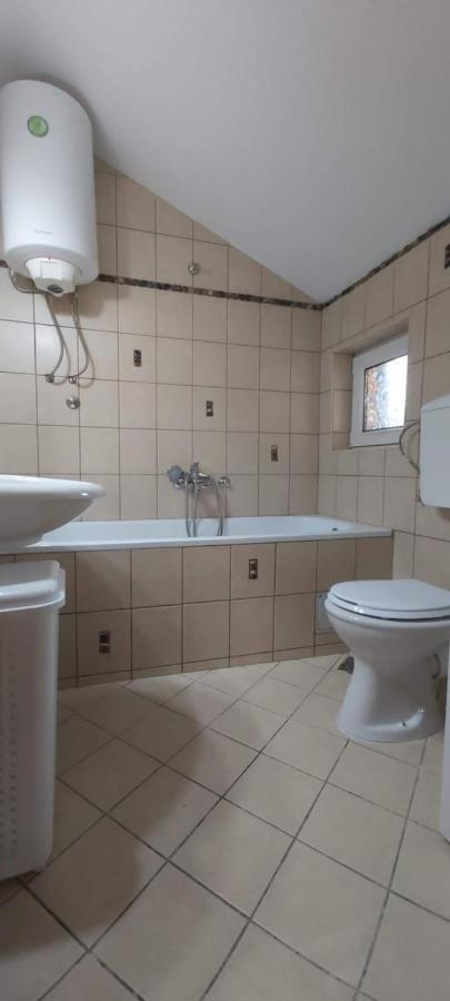 Twin Studio Apartments Zemun Βελιγράδι Εξωτερικό φωτογραφία
