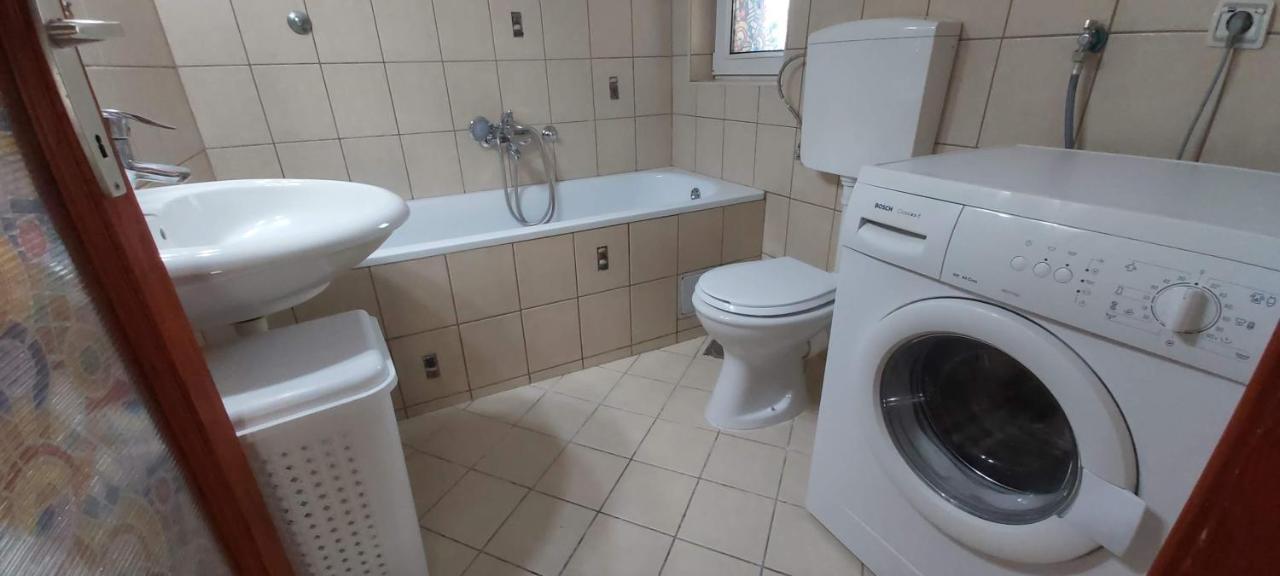 Twin Studio Apartments Zemun Βελιγράδι Εξωτερικό φωτογραφία