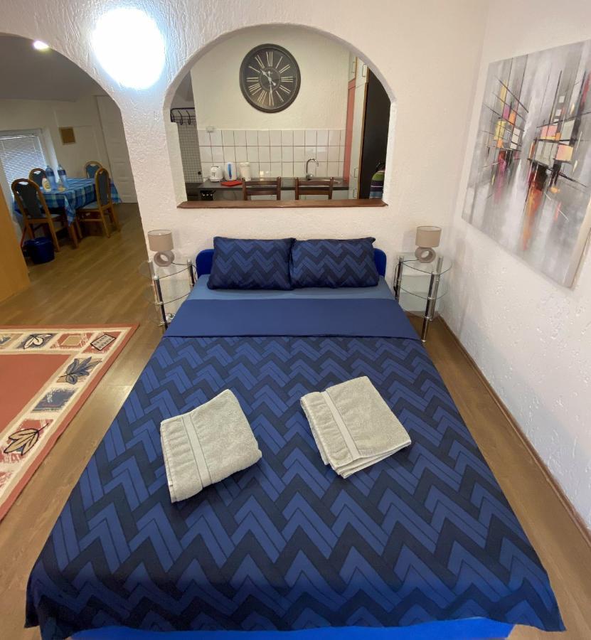 Twin Studio Apartments Zemun Βελιγράδι Εξωτερικό φωτογραφία