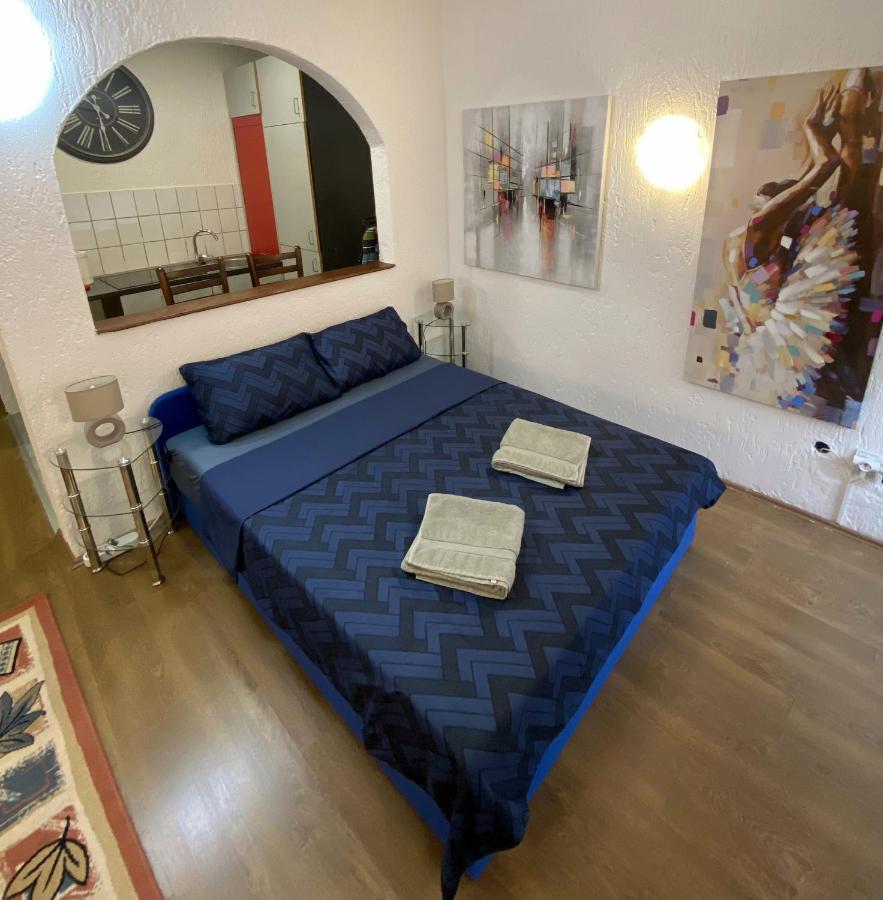Twin Studio Apartments Zemun Βελιγράδι Εξωτερικό φωτογραφία