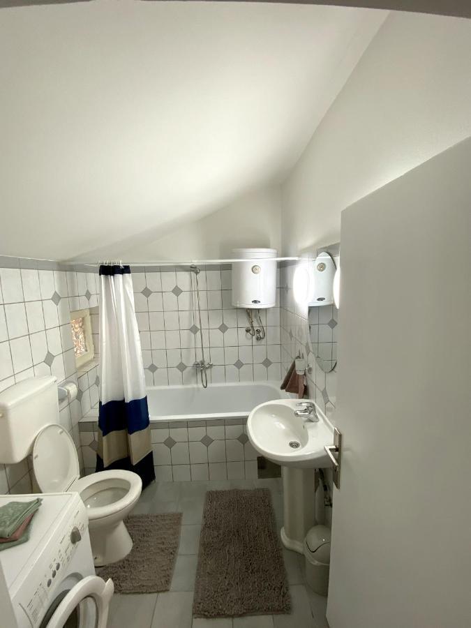 Twin Studio Apartments Zemun Βελιγράδι Εξωτερικό φωτογραφία