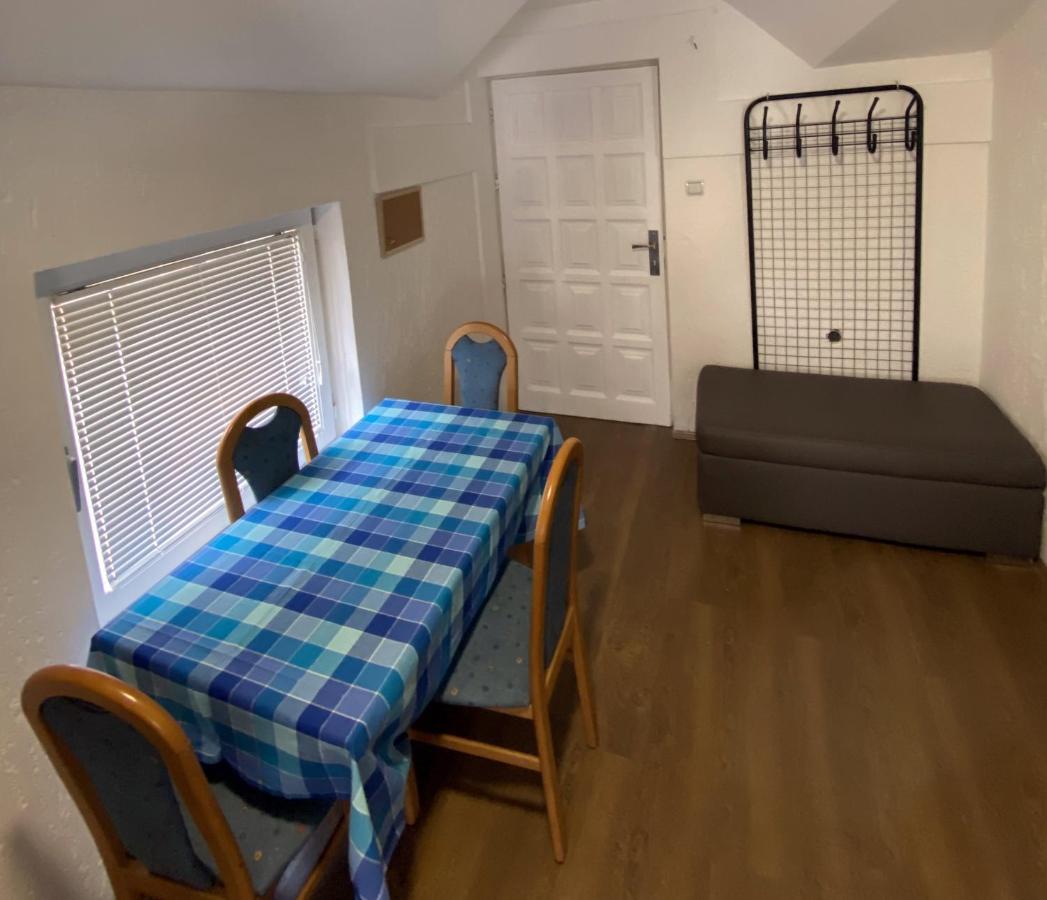 Twin Studio Apartments Zemun Βελιγράδι Εξωτερικό φωτογραφία